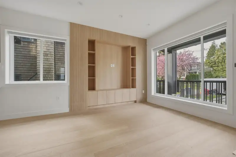 3116 W 42ND AVENUE - photo 4 of 39
