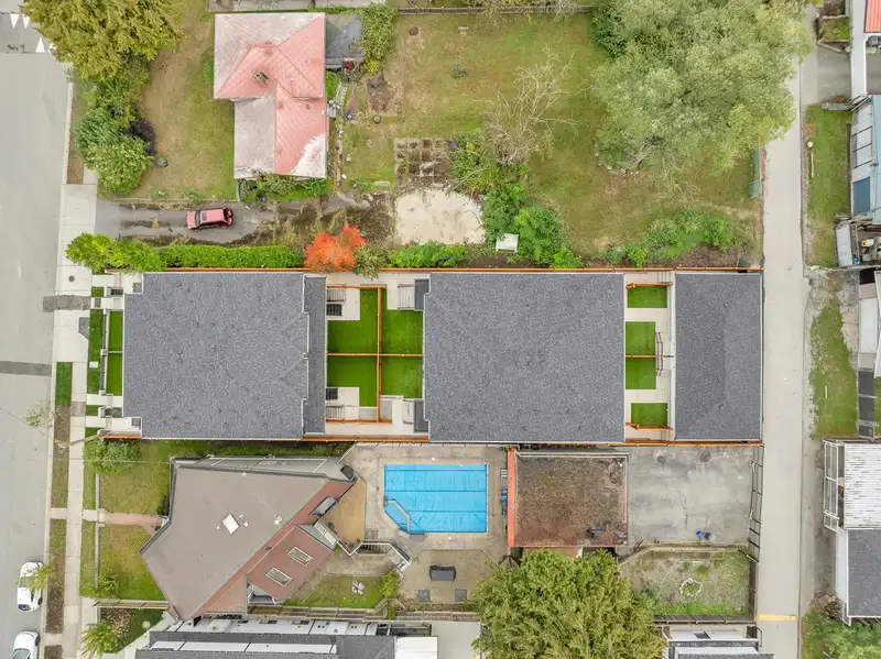 3 7750 MAYFIELD STREET - photo 3 of 40