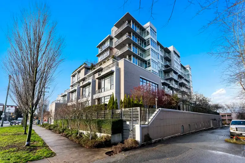 401 E 12TH AVENUE - photo 1 of 1