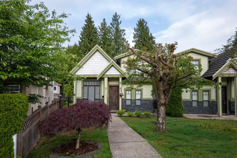 6982 BURNS COURT - photo 2 of 39