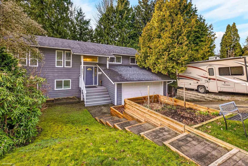 6821 WESTVIEW DRIVE - photo 2 of 25