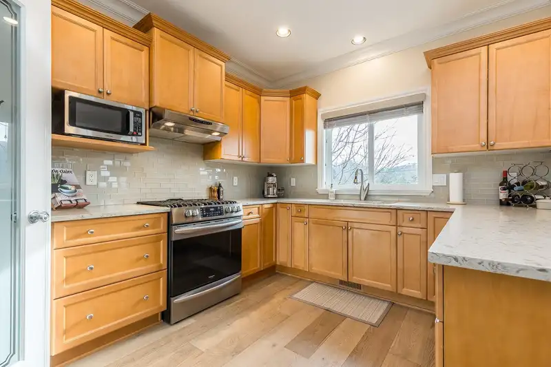 35562 ALLISON COURT - photo 4 of 40