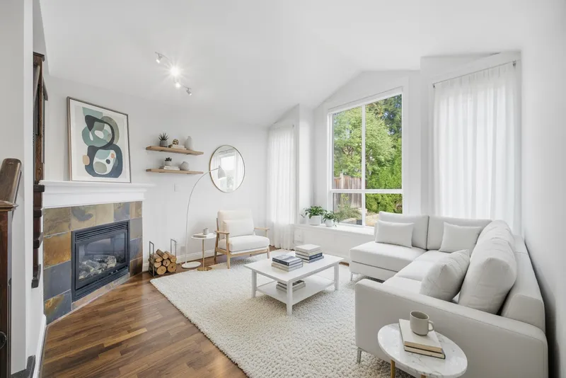 2411 GEORGE STREET - photo 3 of 25