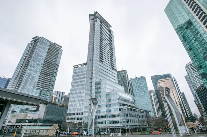 2804 1077 W CORDOVA STREET - photo 2 of 25