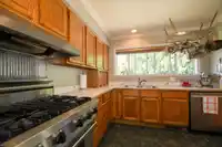 893 FRIAR CRESCENT - thumbnail 14