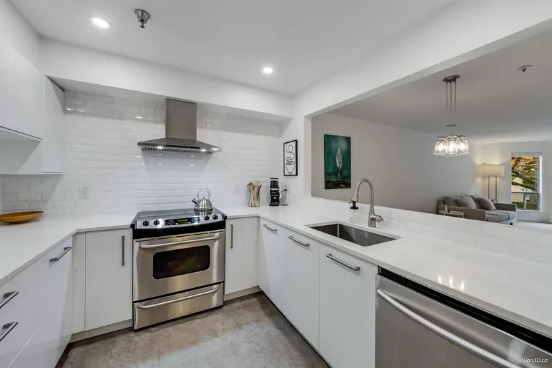 207 2288 W 12TH AVENUE - photo 3 of 21