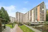 202 2012 FULLERTON AVENUE - thumbnail 13