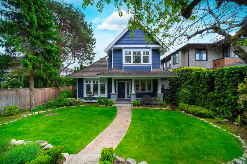 2716 W 37TH AVENUE - photo 1 of 40