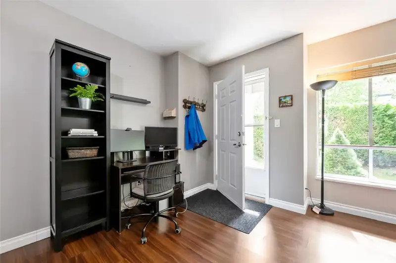 3 13660 84 AVENUE - photo 3 of 27