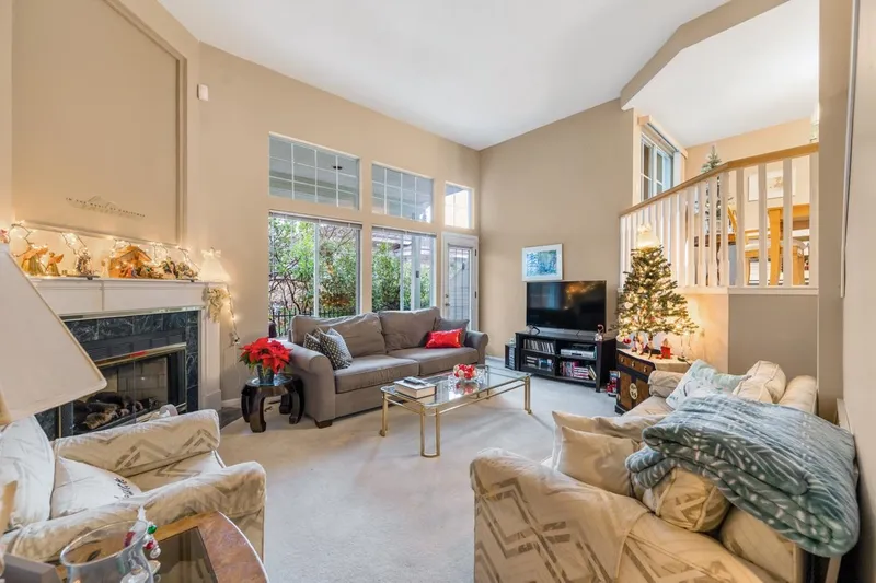 233 WATERLEIGH DRIVE - photo 2 of 25