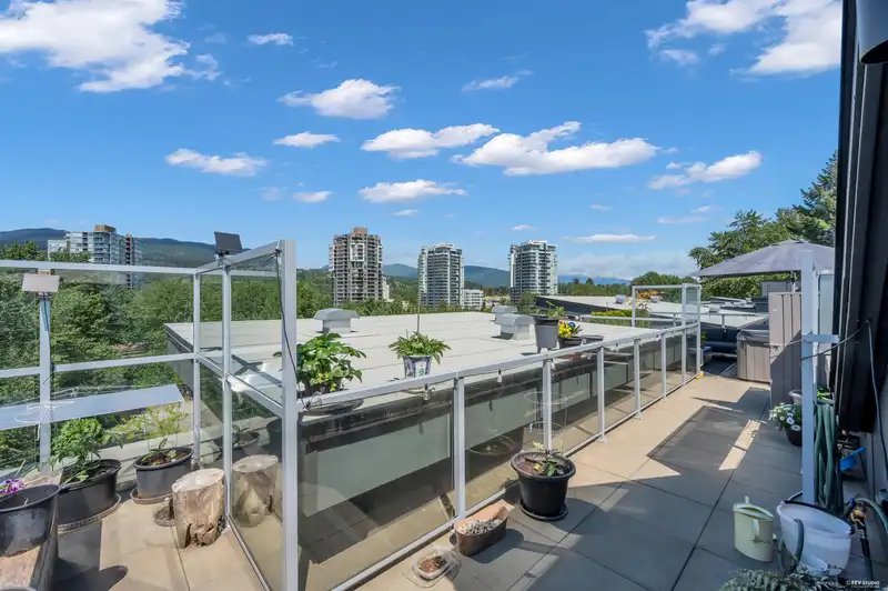 608 3229 ST JOHNS STREET - photo 4 of 26
