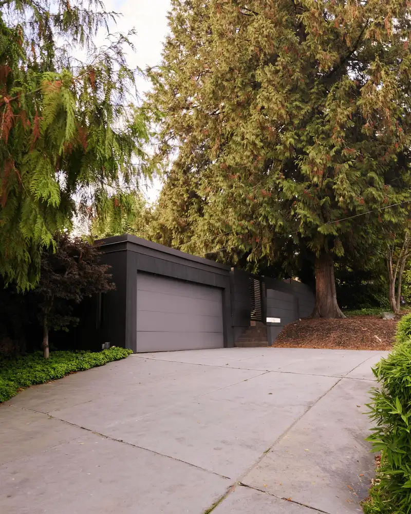945 15TH STREET - photo 4 of 40