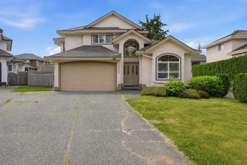 6630 123 STREET - photo 1 of 21
