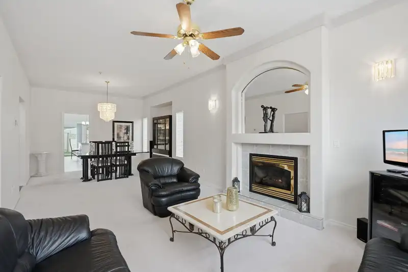 6630 123 STREET - photo 4 of 21