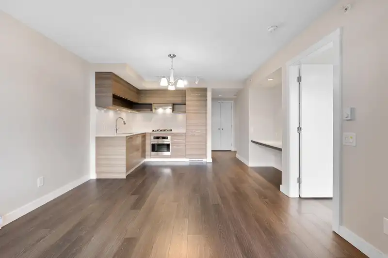 2305 570 EMERSON STREET - photo 1 of 30