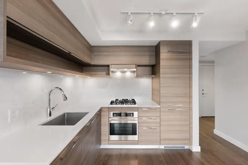 2305 570 EMERSON STREET - photo 3 of 30