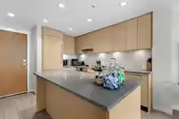 422 9213 ODLIN ROAD - thumbnail 11
