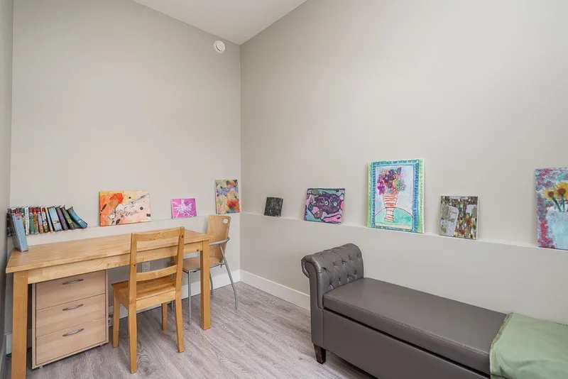 10 1938 NORTH PARALLEL ROAD - photo 3 of 25