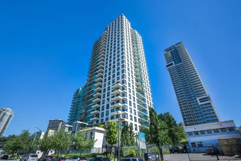 1406 2232 DOUGLAS ROAD - photo 1 of 20