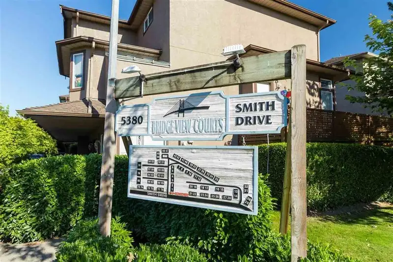 66 5380 SMITH DRIVE - photo 3 of 31