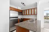 1506 833 AGNES STREET - thumbnail 5