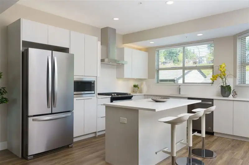 13672 232 STREET - photo 2 of 9