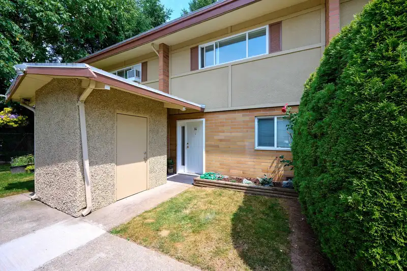 14 2048 MCCALLUM ROAD - photo 1 of 22