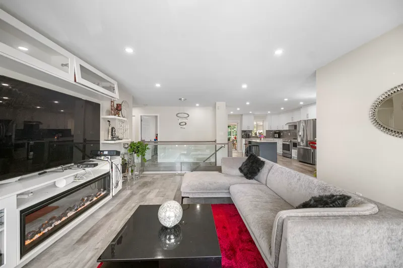 5258 197 STREET - photo 4 of 25