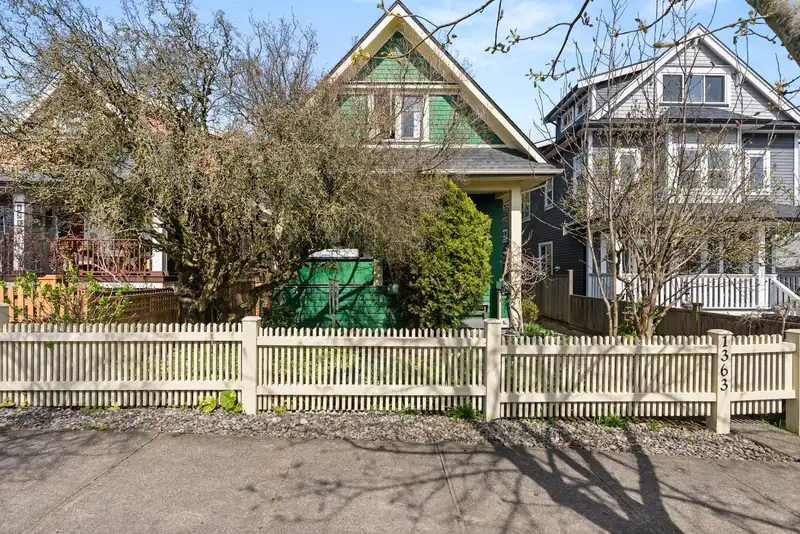 1363 E 13TH AVENUE - photo 2 of 40