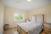 5528 189A STREET - thumbnail 22