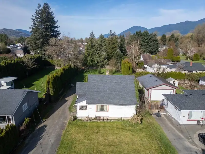 9853 YOUNG ROAD - photo 4 of 23