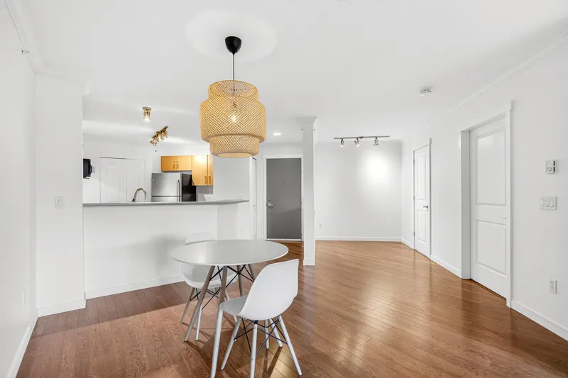 408 300 KLAHANIE DRIVE - photo 2 of 25