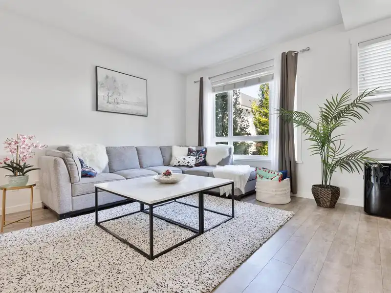 17 2487 156 STREET - photo 2 of 21