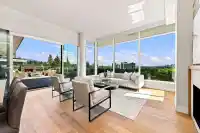 702 908 KEITH ROAD - thumbnail 1