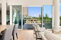 702 908 KEITH ROAD - thumbnail 4