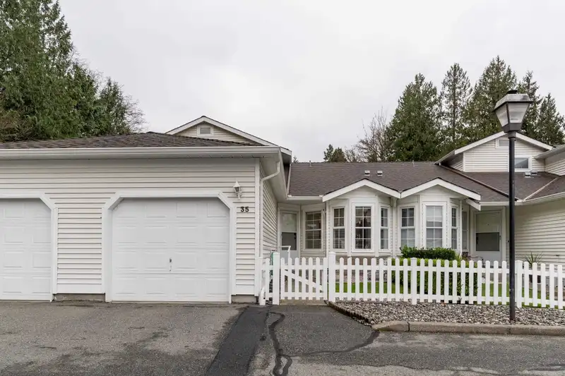 35 6537 138 STREET - photo 1 of 35