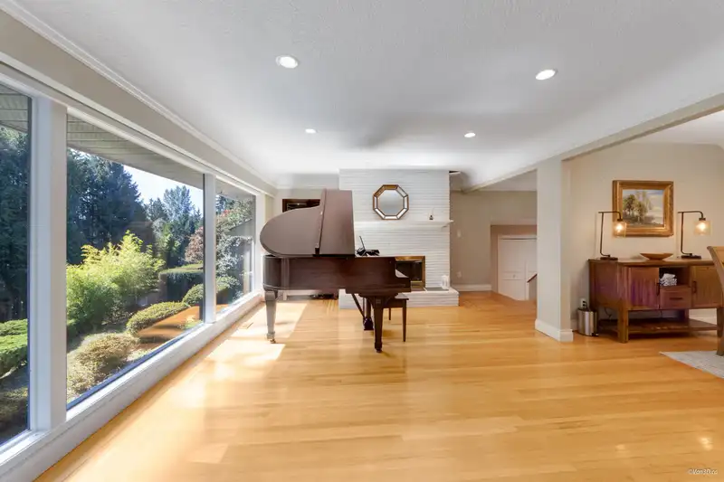 651 KENWOOD ROAD - photo 2 of 26