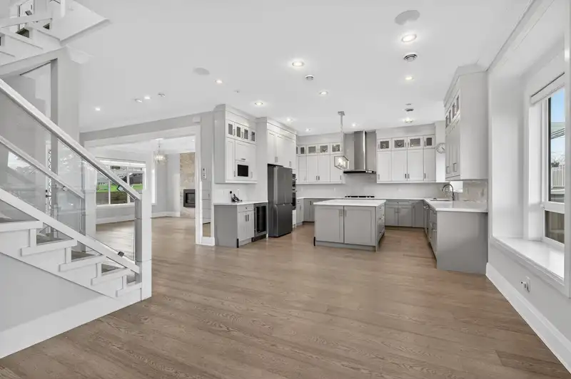 824 CHESTNUT STREET - photo 4 of 40