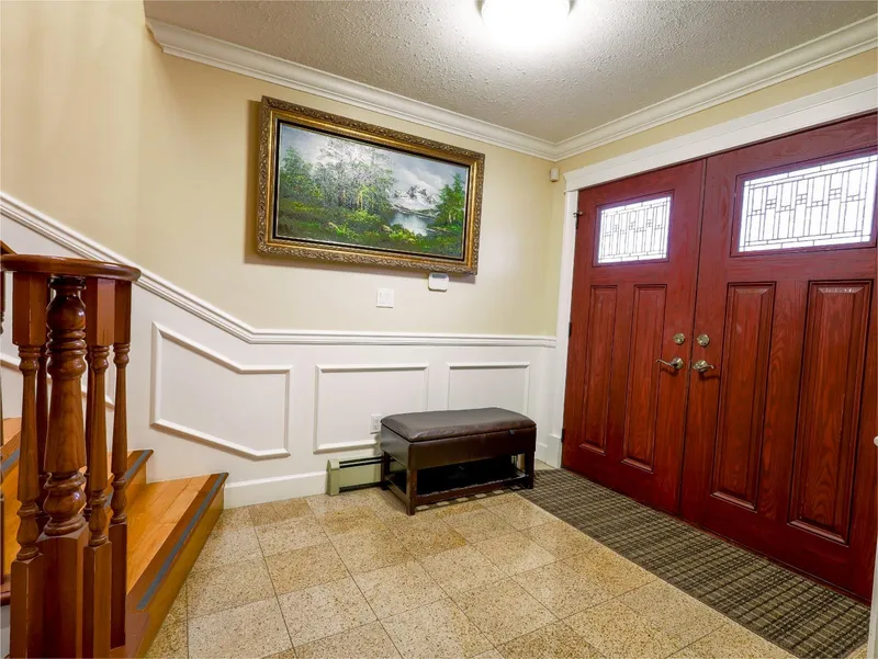 2038 E 40TH AVENUE - photo 2 of 25