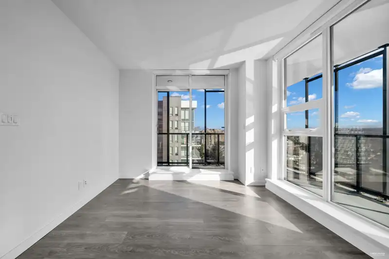 1407 6633 BUSWELL STREET - photo 2 of 27