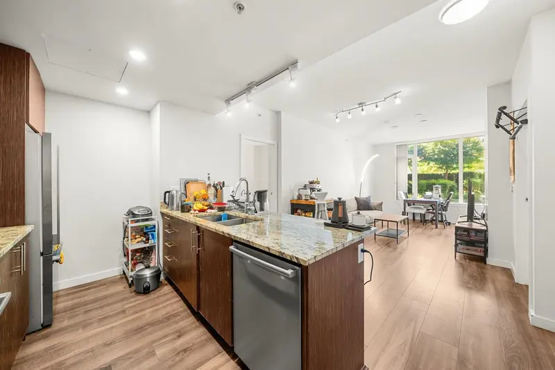 502 3333 SEXSMITH ROAD - photo 3 of 25