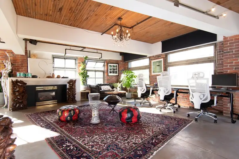 31 120 POWELL STREET - photo 1 of 40
