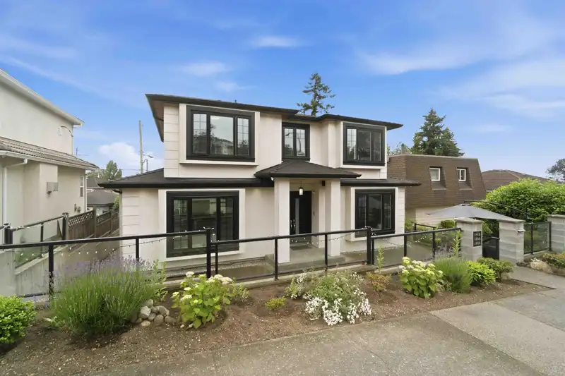 1842 E 64TH AVENUE - photo 2 of 30