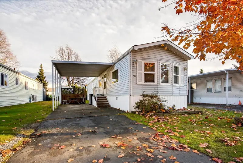 171 145 KING EDWARD STREET - photo 3 of 25