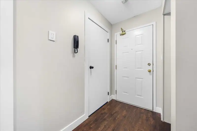 213 2780 WARE STREET - photo 2 of 26