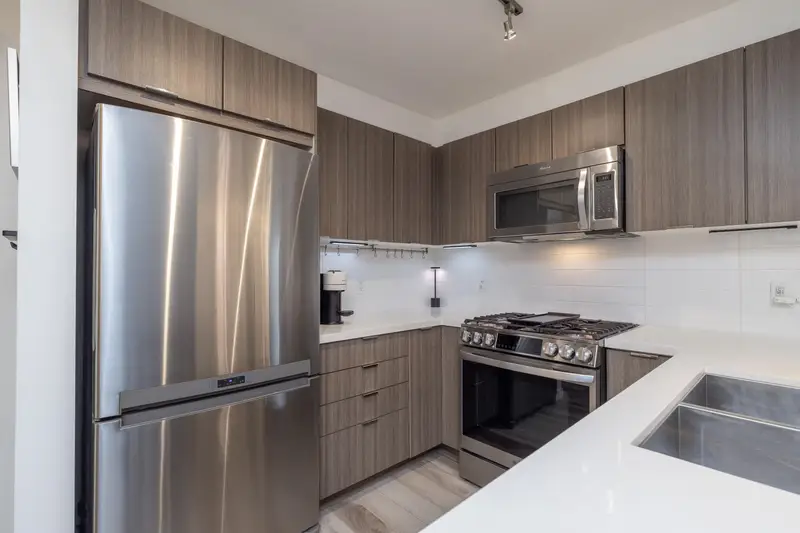 314 3323 151 STREET - photo 3 of 25