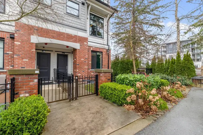 110 16528 24A AVENUE - photo 1 of 28