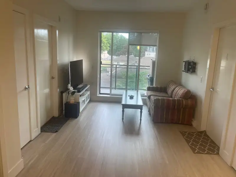 301 6960 NICHOLSON ROAD - photo 4 of 18