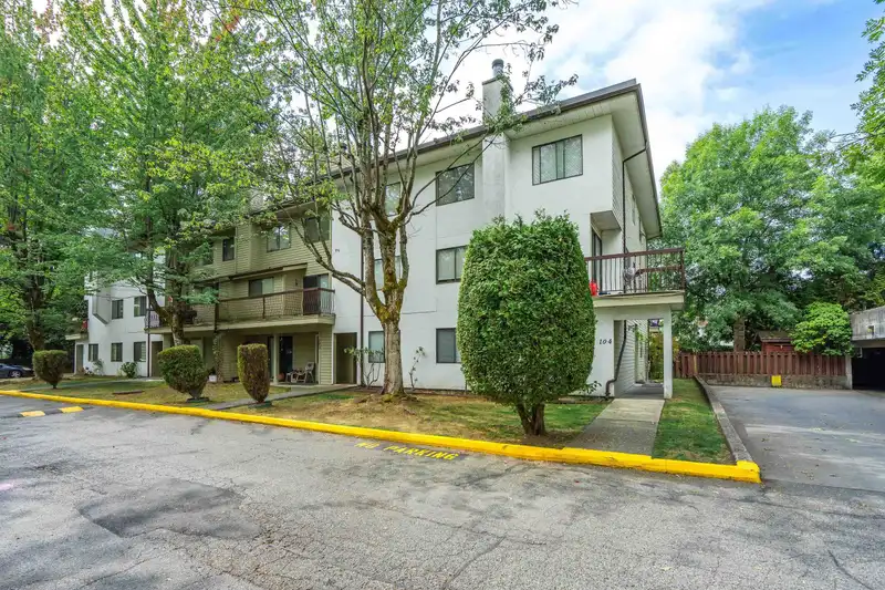 103 7119 133 STREET - photo 1 of 30
