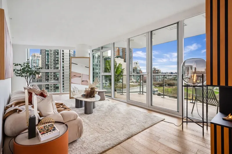 1103 499 PACIFIC STREET - photo 3 of 25